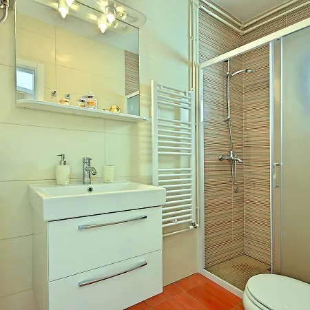 Villa Splendid In With Swimming Pool Kršan