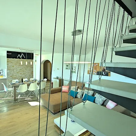 Vila Splendid In With Swimming Pool *