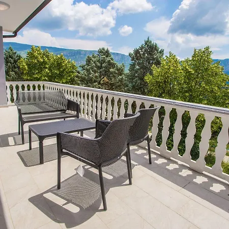 Villa Splendid In With Swimming Pool *